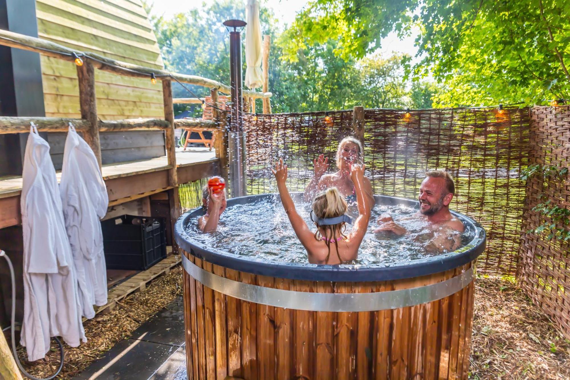 Boomhuis Met Optioneel Wellness - Vakantiepark De Schreiershoek Доккум Экстерьер фото